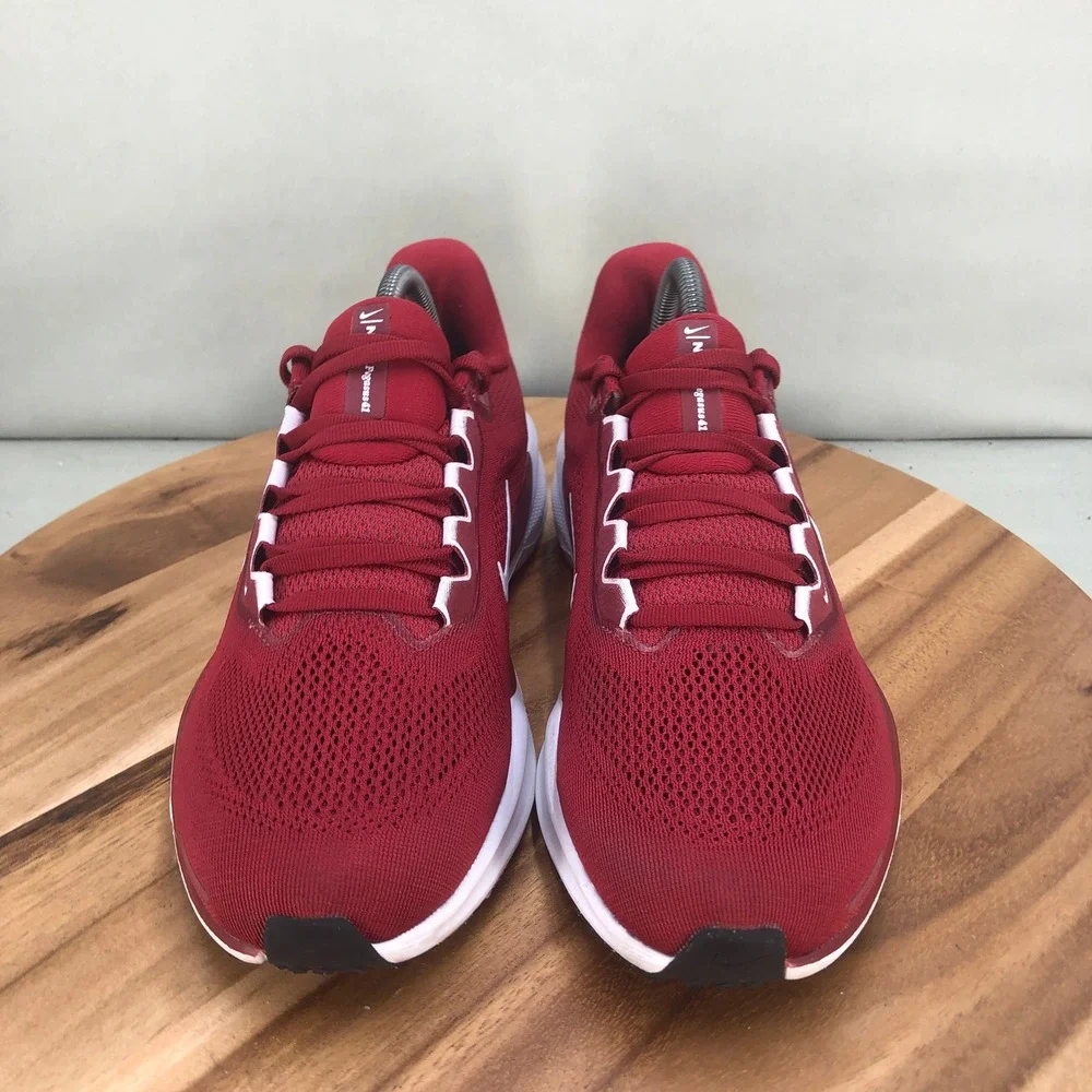 Nike Men's Red & White Athletic Running Shoes